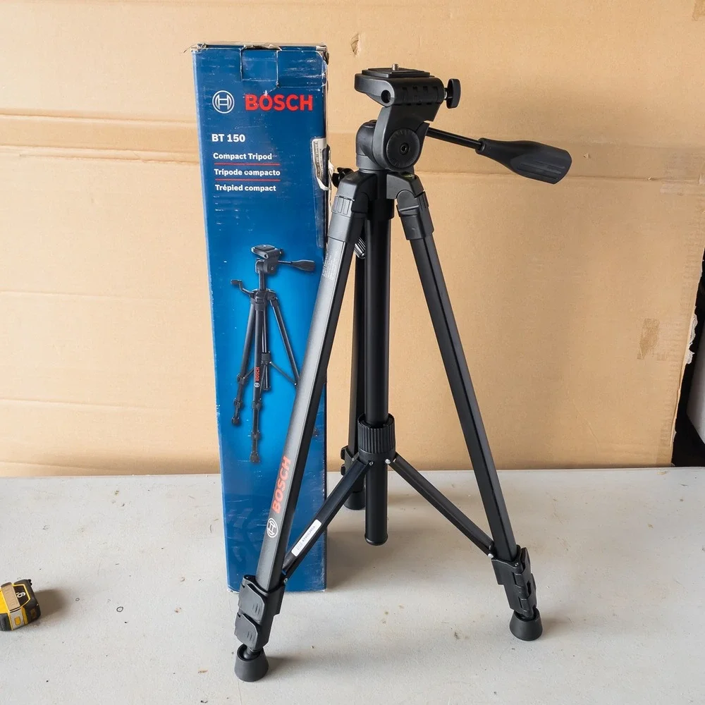 Bosch BT150 Compact Extendable Tripod With Adjustable Legs Brand New